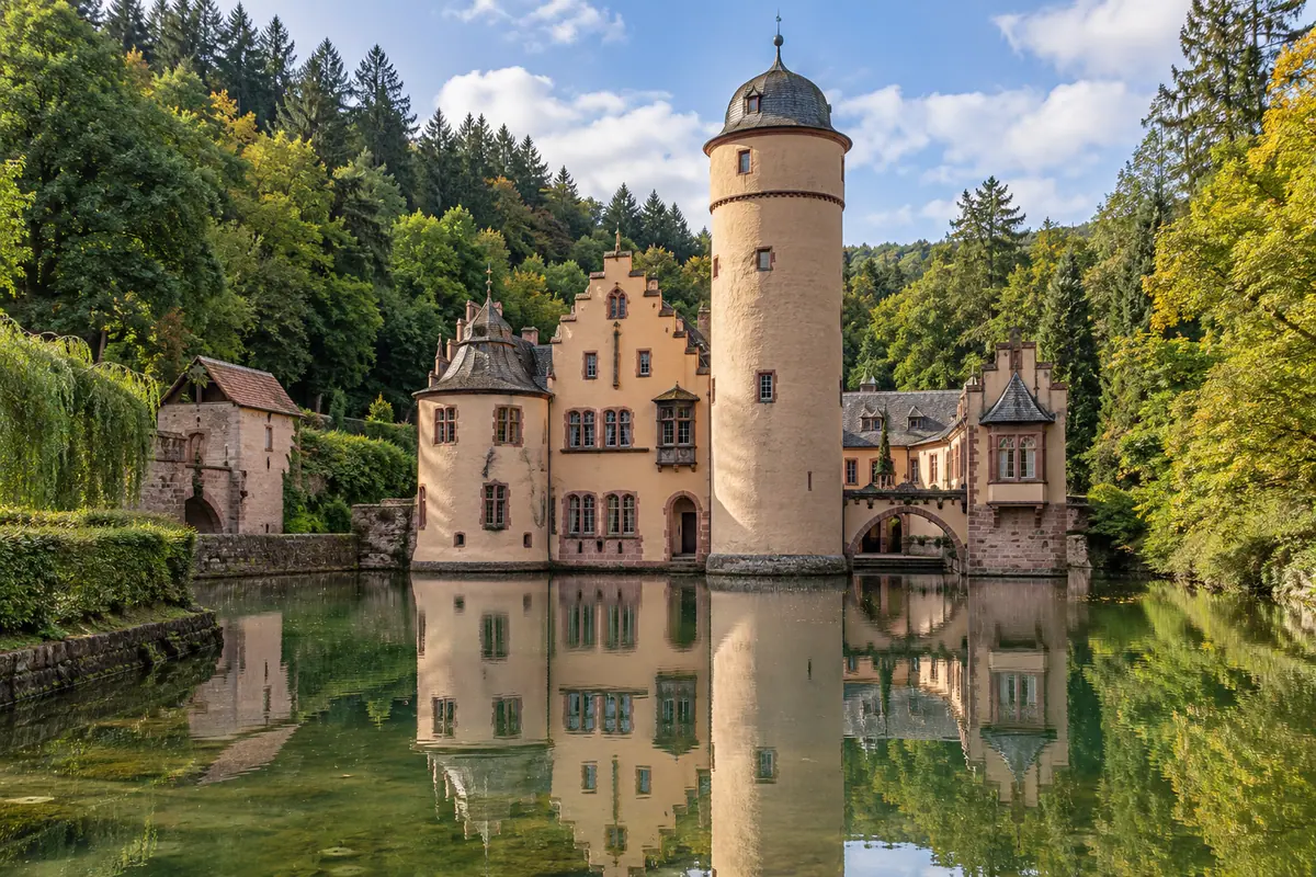 Wasserschloss Mespelbrunn in Mespelbrunn (Landkreis Aschaffenburg).