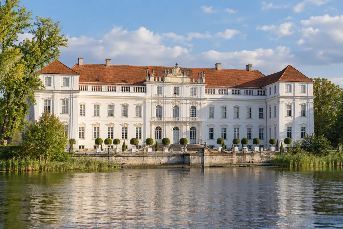 Schloss Oranienburg in Oranienburg (Landkreis Oberhavel).