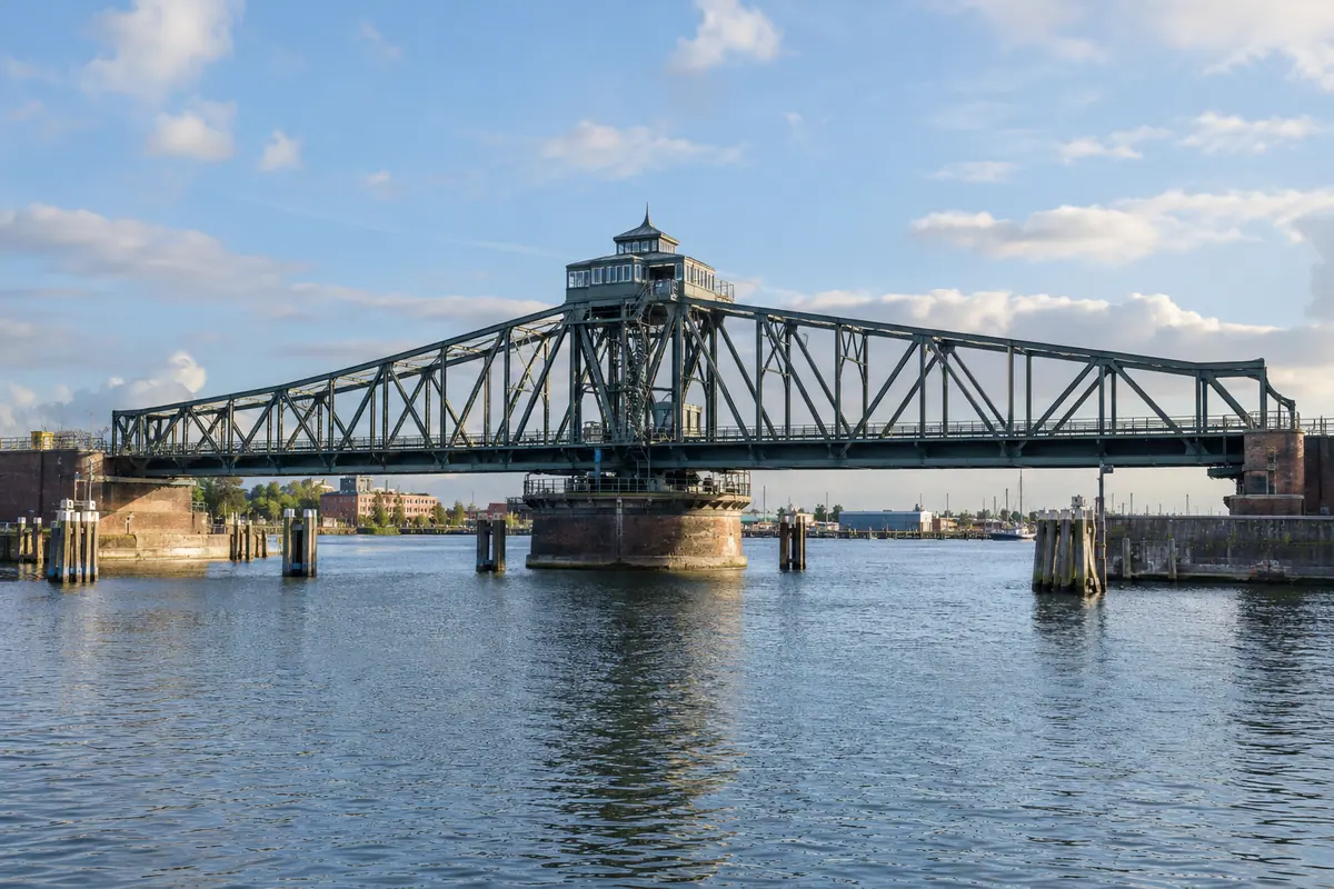 Kaiser-Wilhelm-Brücke in Wilhelmshaven.